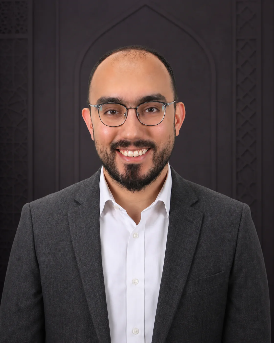 صورة مهنية لإبراهيم حسن